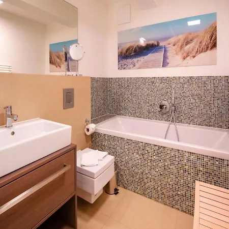 아파트 Dunenresidenz Prora - Mit Meerblick, 2 Schlafzimmern Und Balkon Np203 *